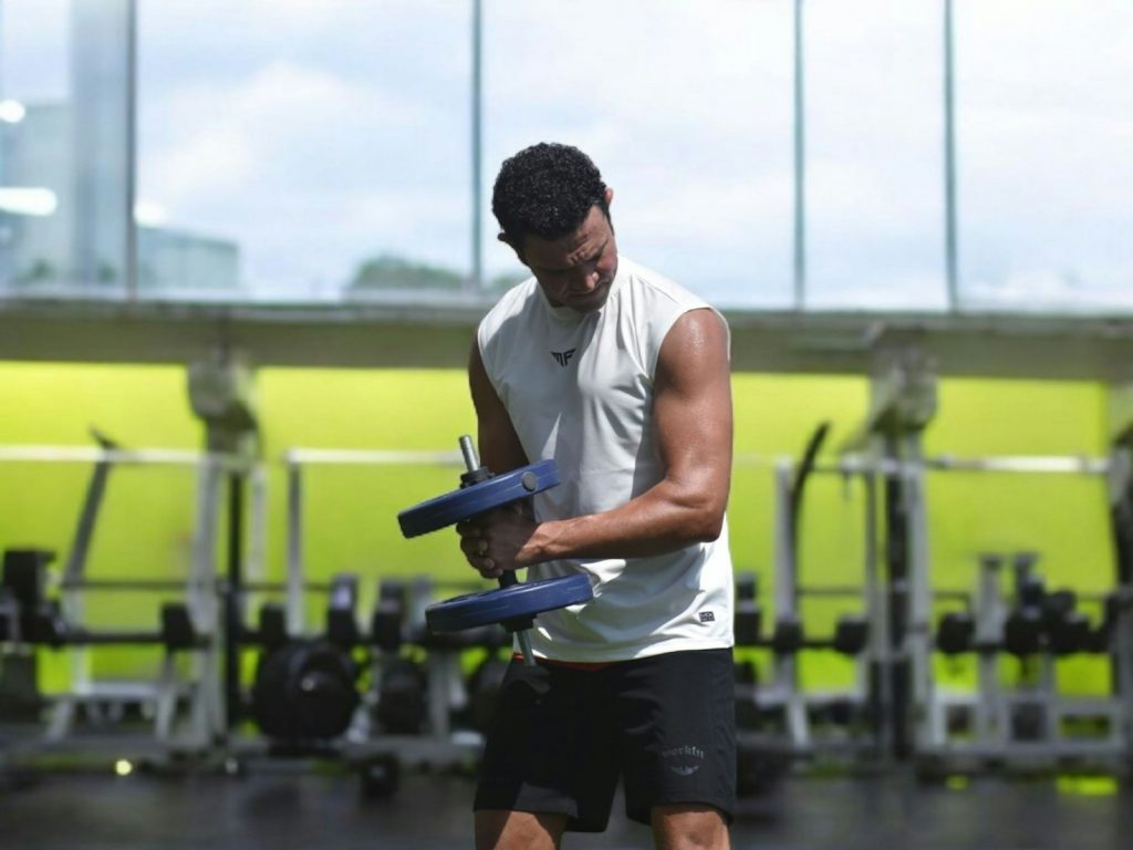 Write the best trainer Bio: